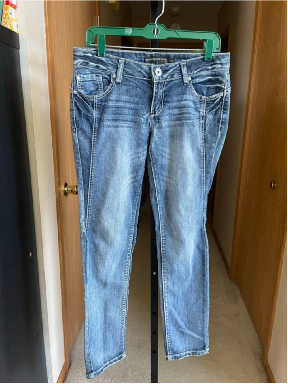 Women's twentyone black by rue21 Blue Jeans Size 7
